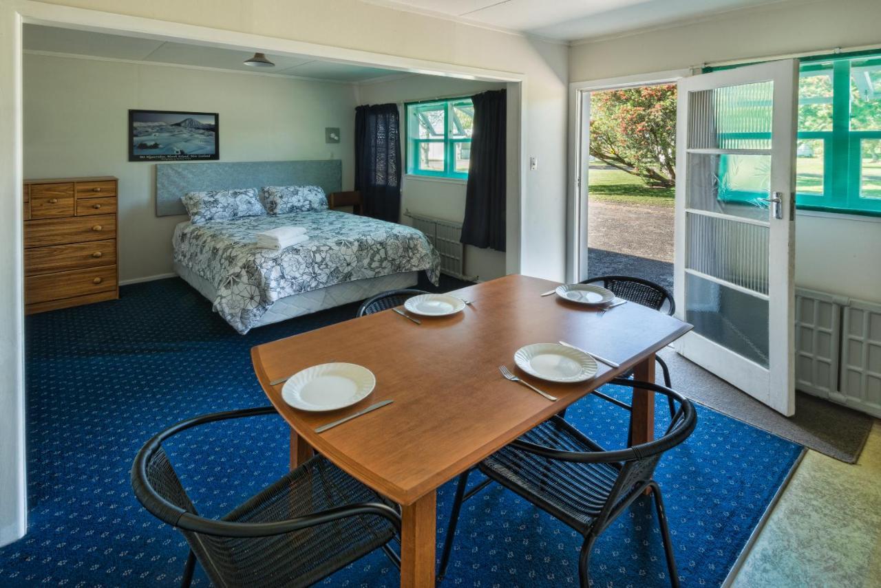 Oasis Motel & Holiday Park Turangi Zewnętrze zdjęcie
